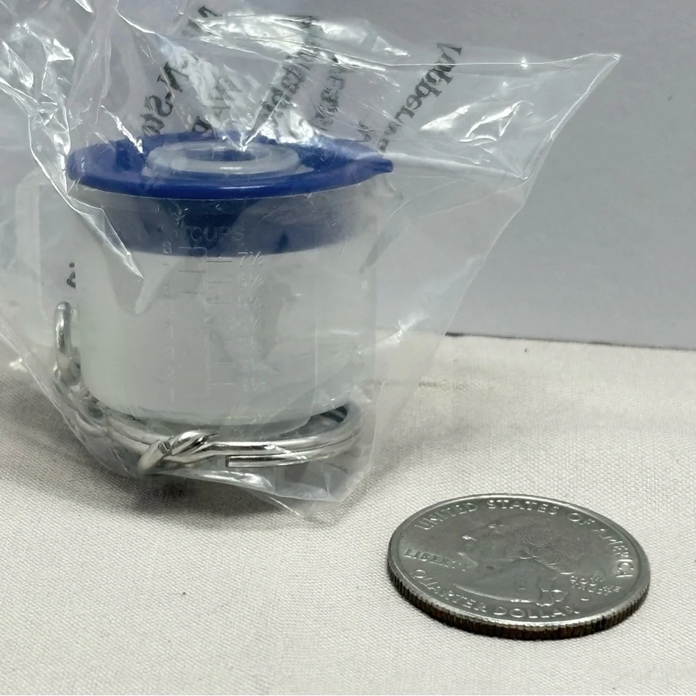 Tupperware Mix-N-Stor Keychain with Blue Lid